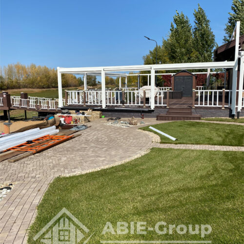 Фотографии выполненных работ компании «ABIE-GROUP» Отдельностоящей перголы и zip-систем. Затенение террасы более 135 кв.м. г.Оренбург